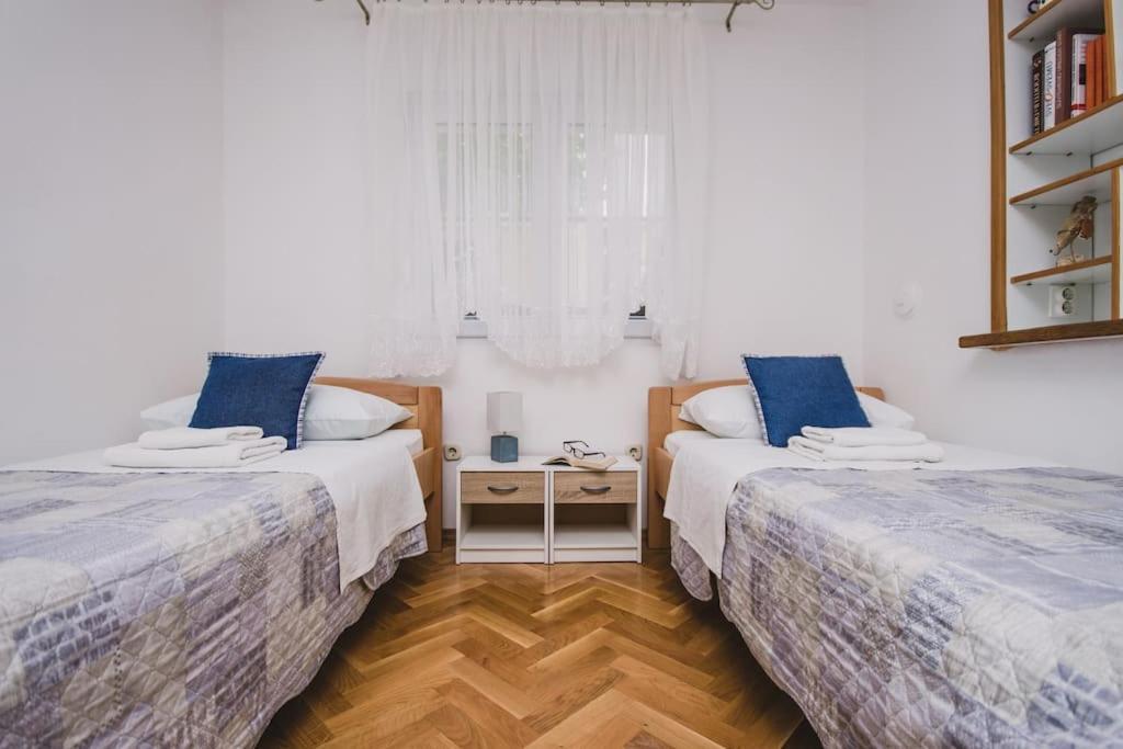 ספליט Marjan Hill 3-Br Apt,5 Guests Private Garden Near Beach מראה חיצוני תמונה