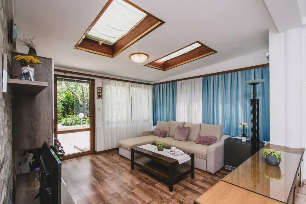 ספליט Marjan Hill 3-Br Apt,5 Guests Private Garden Near Beach מראה חיצוני תמונה